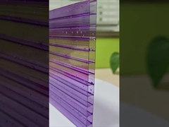 Weißfarbene Polycarbonat-Hohlplatte