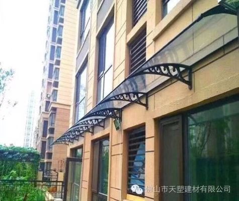 Polykarbonat-Durchlässige Schicht Regenschutzdach für Schutz in 600mm*600mm Größe