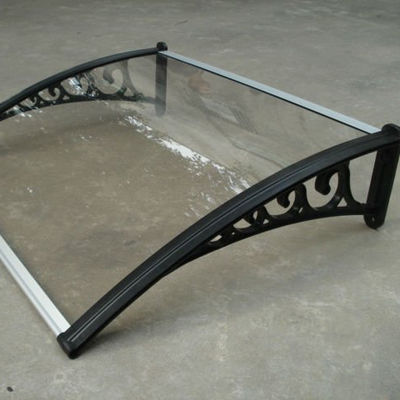 Ein guter Preis. Türdecke und ungiftige Polycarbonatmarkise für einen klaren Schutz Online