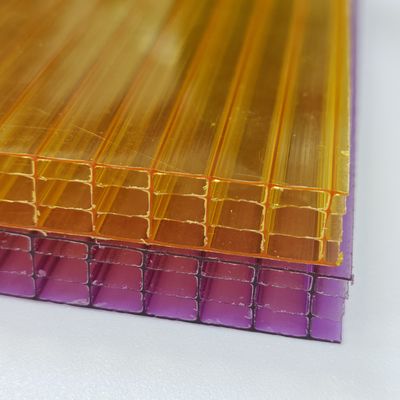 UV-Schutz Energieeffizienz Farbiges Vierschicht-Polycarbonat-Hohlblech für Oberlichter und Gewächshäuser