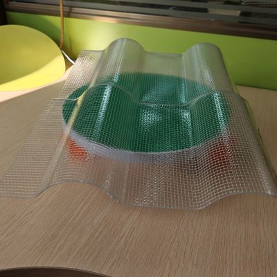 Ein guter Preis. Langlebige Oberflächenfliesen aus PET-Strahlenlicht mit verstärktem Faserstoff-Skelett für Stoßbeständigkeit Online