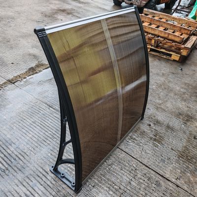Ein guter Preis. Split-Panel-Polycarbonat-Örnis mit Kunststoffrahmen für Türen und Fenster Online