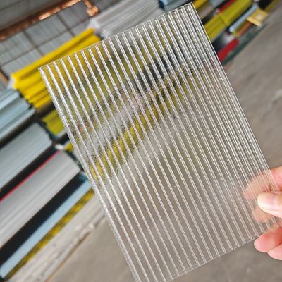 Ein guter Preis. 6mm Kristallklare Polycarbonat-Hohlkammerplatte mit hoher optischer Klarheit und Wärmeisolierung für maximale Lichtdurchlässigkeit Online