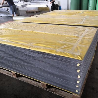 Fabrik für Kunststoff-Polycarbonat-Blatt, das mit automatisierter Extrusionstechnologie hergestellt wird und eine gleichbleibende und zuverlässige Leistung bietet