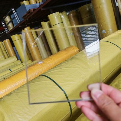 Ein guter Preis. Einfach zu installieren Kunststoff-Polycarbonat-Blatt Dicke 0,8 mm bis 18,0 mm Leichtgewicht Durchsichtiges Panel Ideale Fertigungsprojekte Online
