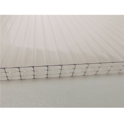 Polykarbonat-Hohlplatten Anti-UV-Polycarbonat-Platten Leichtgewicht Schlagfestig Klarschutzdachplatten